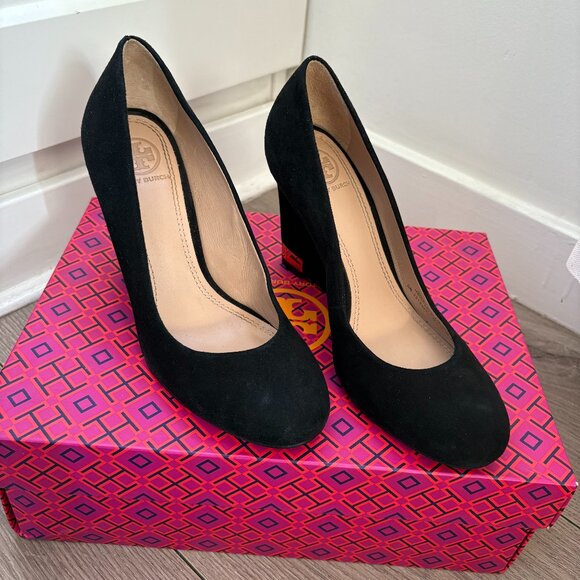 Tory Burch Black Suede Astoria Wedge - Picture 7 of 14